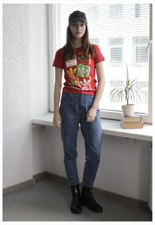 VINTAGE 90'S RED SHORT SLEEVE ADIDAS PRINT T-SHIRT