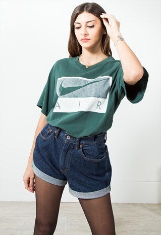 VINTAGE NIKE SPORT T-SHIRT / S5403