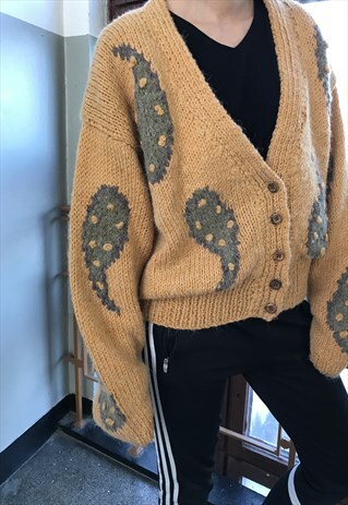 VINTAGE 80' BEAUTIFUL CUTE ORANGE UNISEX WOOL JUMPER