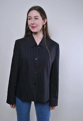 Vintage minimalist striped black blazer with cute collar