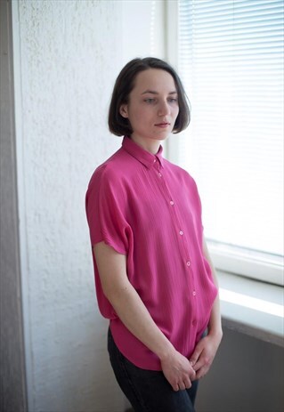 VINTAGE 90'S PINK SHORT SLEEVED SHIRT