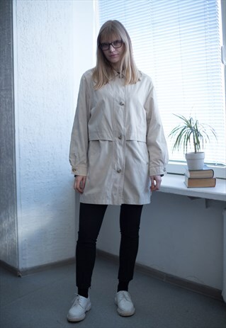 VINTAGE 90'S BEIGE BUTTON UP TRENCH COAT
