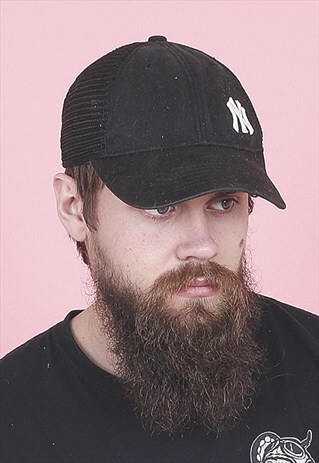 VINTAGE BLACK NY BASEBALL CAP