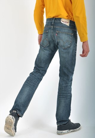 VINTAGE LEVI'S JEANS