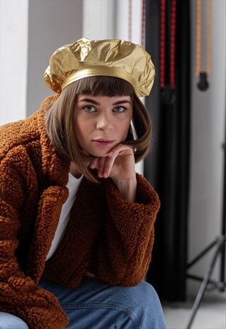 GOLD RAINCOAT FABRIC BERET HAT
