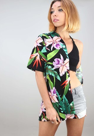 VINTAGE HAWAIIAN FLORAL PATTERNED BLOUSE