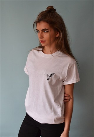 HUMMINGBIRD EMBROIDERED IN BLACK ON WHITE T-SHIRT