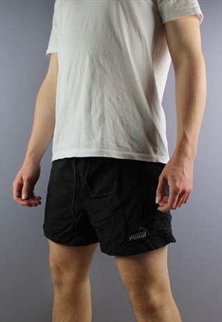 VINTAGE PUMA SHORTS IN BLACK WITH POCKETS, EMBROIDERED LOGO