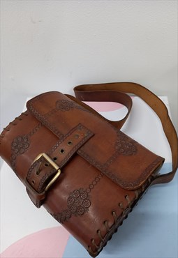 Vintage Leather Shoulder Gold Buckle Bag Brown 