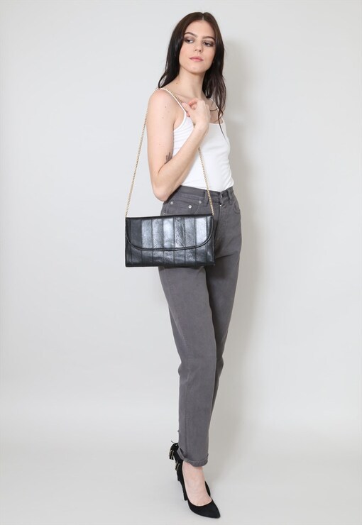 garment image