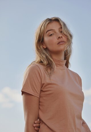 CROP T-SHIRT TAN