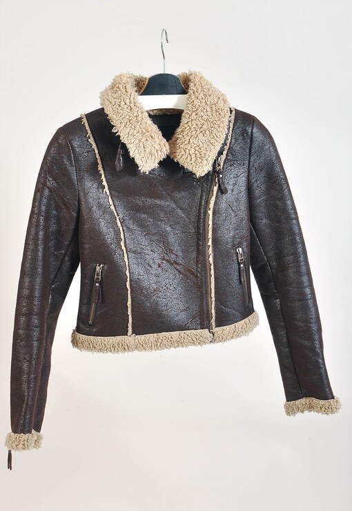 garment image