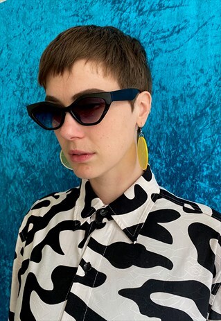 CHUNKY CAT EYE SUNGLASSES - BLACK