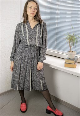Vintage 70's Black/White Floral Print Bohemian Dress