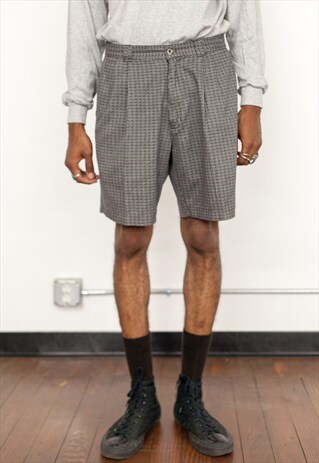 90S CLASSIC ABSTRACT PATTERN SWOOSH LOGO PLEATED SHORTS 34