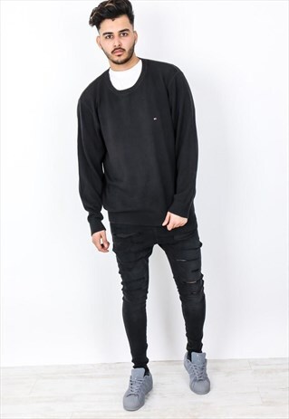 VINTAGE TOMMY HILFIGER KNITTED JUMPER