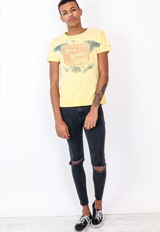 VINTAGE TOMMY HILFIGER T-SHIRT