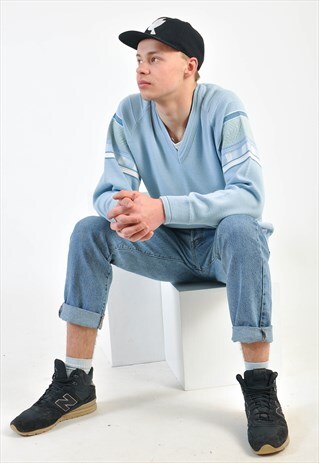 VINTAGE 80S V NECK JUMPER