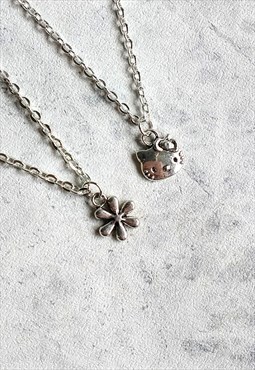 Y2K Hello Kitty and Flower 2 Necklace Set