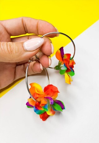 SILVER RAINBOW FLOWER HOOP EARRINGS