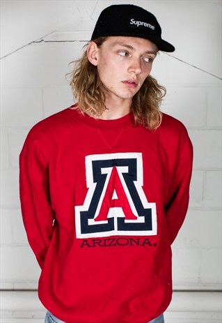VINTAGE RED ARIZONA A UNISEX SWEATSHIRT