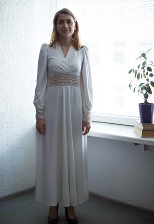 VINTAGE 70'S WHITE MAXI LONG SLEEVED WEDDING DRESS