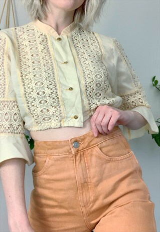 VINTAGE FLUTED SLEEVES CREAM CROCHET CROP TOP