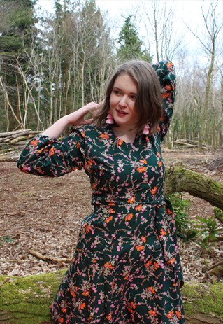 VINTAGE 70'S DARK GREEN FLORAL PRINT PLEATED DRESS WITH BELT