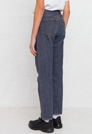 VINTAGE BLUE LEVI'S 501 FIT DENIM JEANS