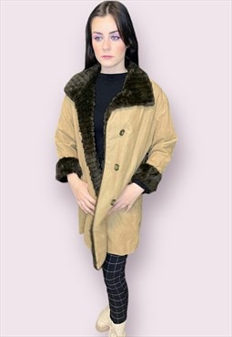 Vintage 80s women warm coat, cozy winter fur {W678}