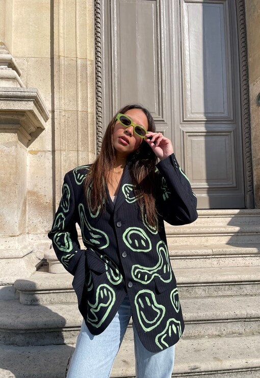 garment image