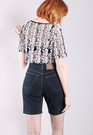 VINTAGE 90S INDIGO BLUE DENIM HIGH WAISTED SHORTS