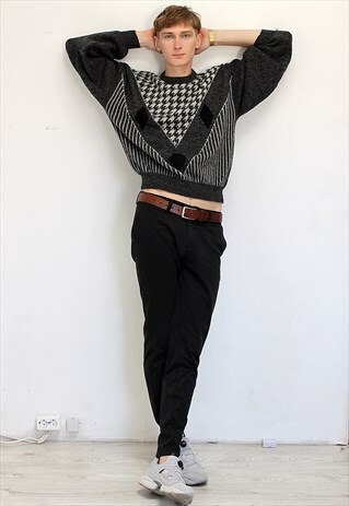 COZY VINTAGE SWEATER