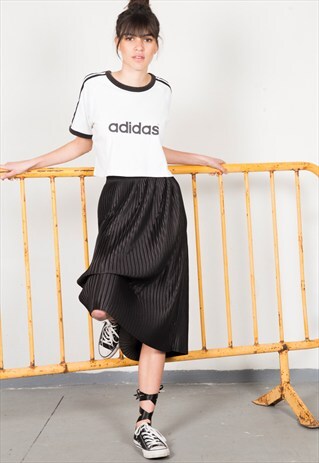 VINTAGE 80'S ADIDAS CROP TOP T-SHIRT /AVELINASREWORKS/ S0800