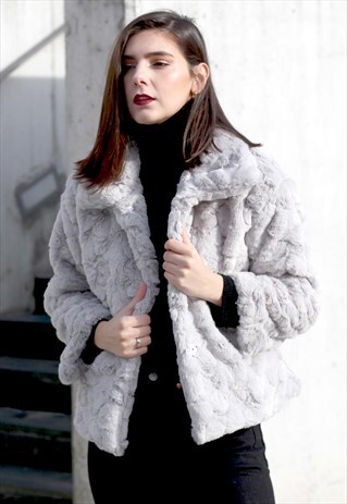 VINTAGE-INSPIRED FAUX FUR JACKET