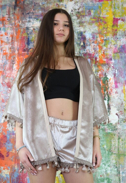 garment image