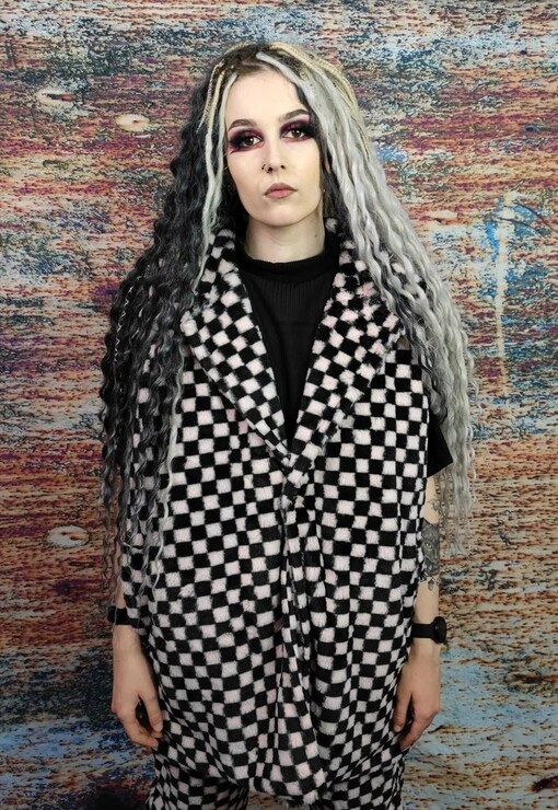 garment image