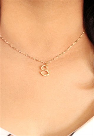 GOLD CHAIN NECKLACE WITH "S" PERSONALIZED INITIAL PENDANT