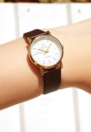 LADIES MINI GOLD WATCH