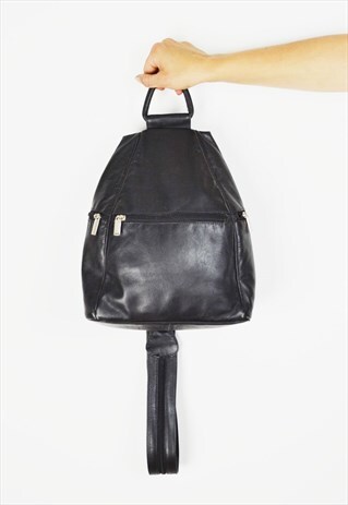 BLACK LEATHER RUCKSACK/ BACKPACK BAG