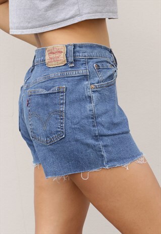 VINTAGE LEVI'S DENIM SHORTS ML13