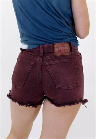 VINTAGE LEVIS DENIM SHORTS
