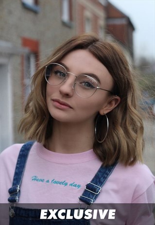 EXCLUSIVE HAVE A LOVELY DAY SLOGAN EMBROIDERED PINK T-SHIRT