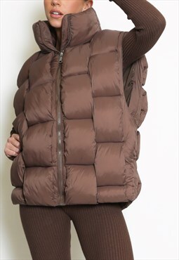 Woven Puffer Gilet In Brown