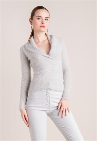FAV FLUFFY LAMBSWOOL SWEATER