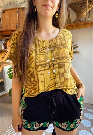 VINTAGE 90'S MUSTARD LOOSE CROP TOP - S/M