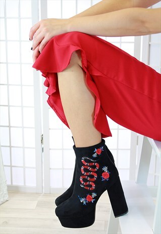 BLACK EMBELLISHED PLATFORM ANKLE BOOTS