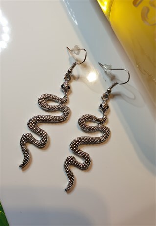 SILVER TONE SNAKE EARRINGS