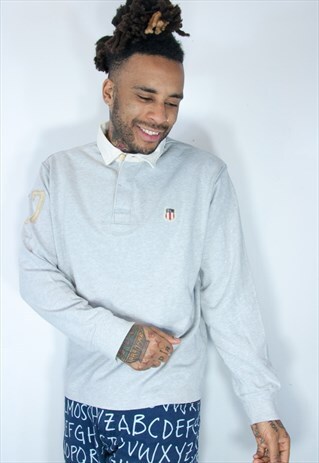 RALPH LAUREN BUTTON SWEATSHIRT