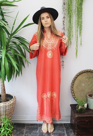 VINTAGE 70S BOHEMIAN EMBROIDERED KAFTAN